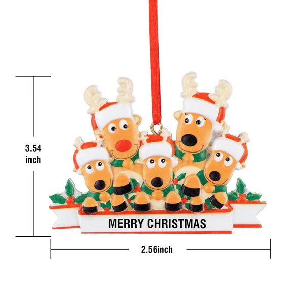Gepersonaliseerde kerstversiering met aangepaste naam van een rendierfamilie