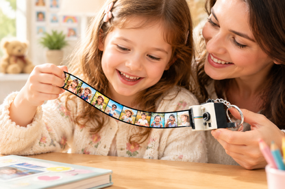 Personalized Photo Camera Keychain for Kids – Mini Film Camera with 5–10 Photos
