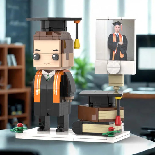 Figuras de ladrillo personalizadas de cuerpo completo para una persona con foto, temática de la temporada de graduación, regalo de graduación.