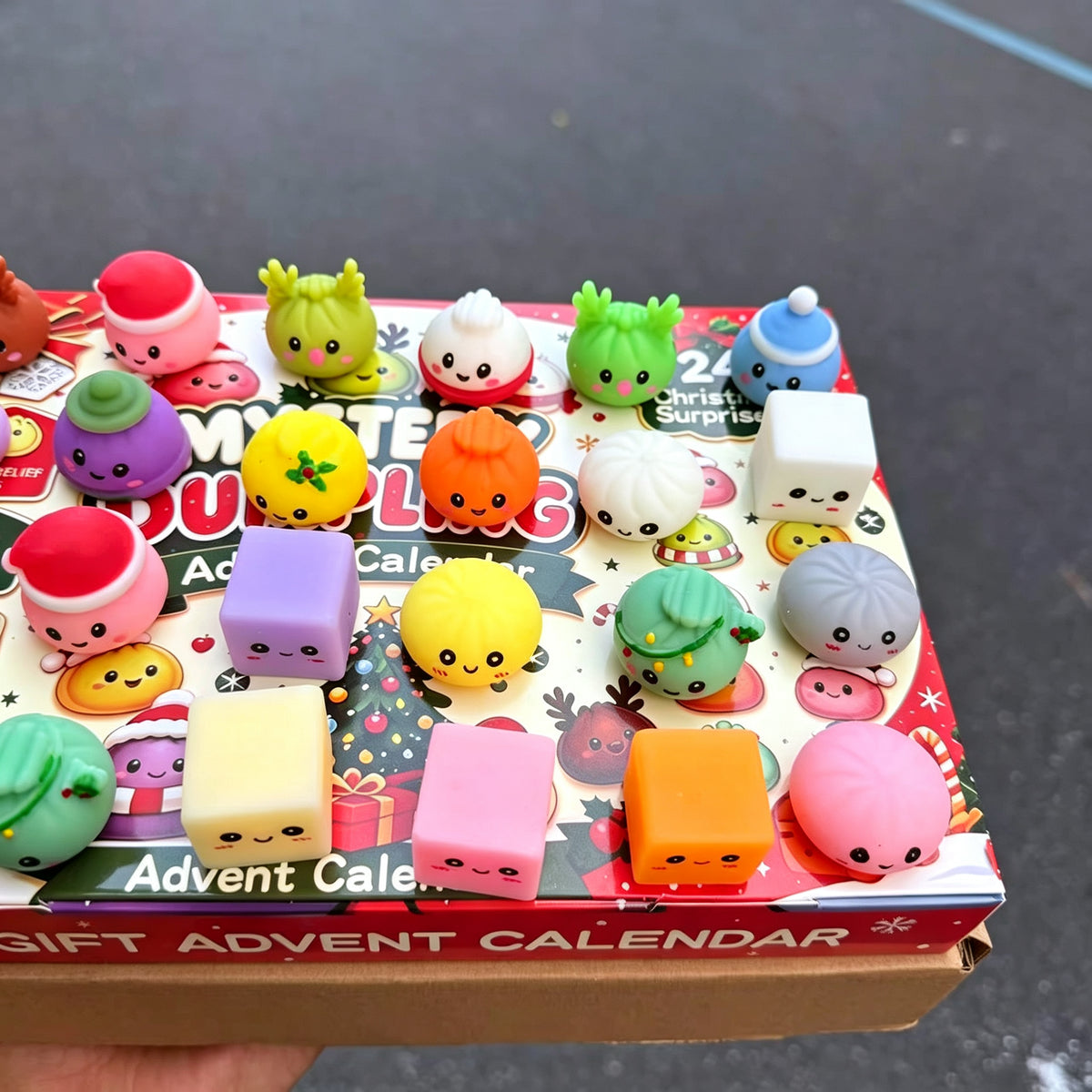 2026 Christmas Squishy Advent Calendar – 24-Day Dumpling Fidget Toy for Kids