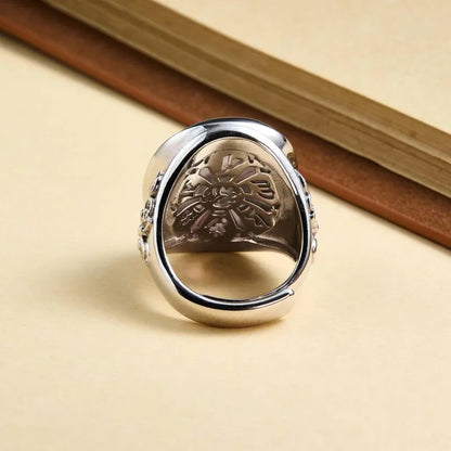 Adjustable Eyeball Ring – Spooky Halloween Gift for Him