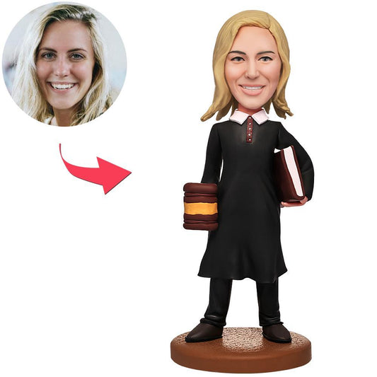 Vrouwelijke rechter, op maat gemaakte bobblehead met gegraveerde tekst